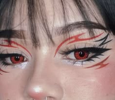 Bone Makeup, Red Graphic Liner, Graphic Liner Ideas, Eyeliner Graphic, Eyeliner Designs