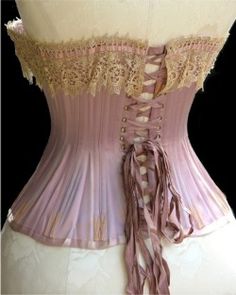 ⚜ Romantique Rose ⚜ Victorian Corsets, Victorian Corset, Corsets Vintage, Pink Corset, Corset Fashion, Vintage Corset, Dress Forms, Antique Clothing, Corsets And Bustiers