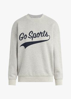 You don't have to pretend anymore that you have a favorite team. Our oversized sweatshirt is made from a cotton blend (so it shrinks to fit just right). With the drop shoulder and relaxed fit, this retro-inspired classic makes every outfit feel sporty.75% Cotton, 25% Polyester Sports Sweatshirt, Diff Eyewear, Favorite Daughter, Sports Sweatshirts, Sporty Look, Oversized Sweatshirt, Sweater Blouse, Blazer Coat, Retro Inspired