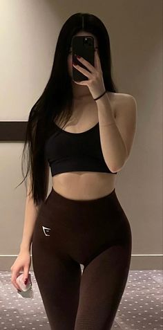 Dps Wallpaper, Attractive Hands, Princess Selfie, Love Hands, Dp Pic, Cute Ootd, Gymwear Outfits, Ootd Instagram, Cute Gym Outfits