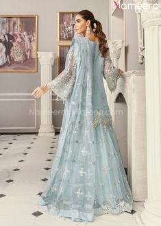 Lehenga With Long Kurti, Akbar Aslam, Pakistani Lehenga, Heavy Dresses, Long Kurti, Net Lehenga, Embroidered Lehenga, Luxury Wear, Embroidered Dupatta