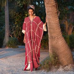 "Zinnia Pearl Make a statement in this dramatic flowing vintage inspired kaftan Caftan featured in a maxi silhouette with crochet, embroidery and hand stitch details. Square neckline Draped design Lightweight Color: platinum Measurements: bust 64 in, length 55 in, sleeve length 22 in (One Size) Fabrics: 100% cotton 100% handmade Hand Crochet Stitch Aleena Maxi Dress Kaftan Caftan Abaya Gown One Size One Plus Size Resort Vacation Holiday Beach Wear Cotton The model Height - 5' 8\" (172 cm) Bust- Crochet Kaftan, Touch Drawing, Abaya Gown, Embroidery Kaftan, Beach Kaftan Dress, Goa Trip, Kaftan Style Dresses, Black Plain Dress, Cotton Caftan