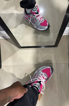 Pretty Sneakers, Basket Style, Trendy Shoes Sneakers, Kicks Shoes, Shoes Outfit Fashion