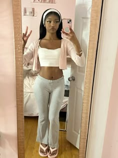 Cute Brunch Outfits, Coquette Baddie, Y2k Pink Outfit, Pink Girly Outfits, Female Influencers, Pretty Fits, Brunch Outfits, Hyper Feminine