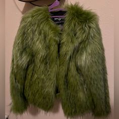 Lightly Worn Bright Green Feaux Fox Fur Coat. Very Warm Super Soft Feaux Fur Shell With Animal Print Black Rayon Lining. Xs Fits A 5,2” 130lb Person Perfectly To Snug Winter Green Faux Fur Outerwear, Green Fall Outerwear With Faux Fur Trim, Green Faux Fur Outerwear For Fall, Green Faux Fur Outerwear With Long Sleeves, Green Faux Fur Long Sleeve Outerwear, Green Long Sleeve Fur Coat For Winter, Green Winter Outerwear With Faux Fur Trim, Green Outerwear With Faux Fur Lining For Cold Weather, Green Long Sleeve Outerwear With Faux Fur Trim