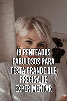 Sempre quis experimentar um corte pixie mas nunca se sentiu suficientemente ousada por causa da sua testa? Felizmente, um corte pixie com franja comprida está aqui para salvar o dia e dar-lhe o penteado com que sempre sonhou! // Crédito da foto: instagram @cabelos_curtos_doceiros