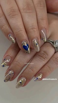 2025 New Years Nails Ideas, Shellac Nails Fall, Festive Christmas Nails, Christmas Gel, Nagel Tips, October Nails, Winter Nails Acrylic, Christmas Gel Nails, Classy Acrylic Nails