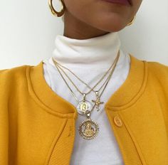 Gucci Jewelry Aesthetic, Gucci Necklace Aesthetic, Gold Streetwear Jewelry, Gucci Heart Necklace Aesthetic, Vintage Gold Gucci Jewelry, Quoi Porter, Audrey Hepburn