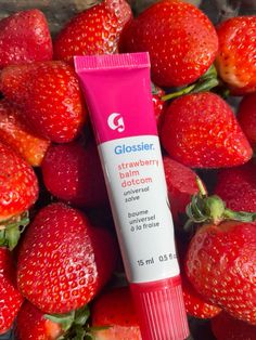 #glossier #glossierlipgloss #strawberries Strawberry Skincare Products, Glossier Strawberry, Glossier Branding, Glossier Products, Soft Pink Aesthetic, Glossier Balm Dotcom, Stretch Concealer, Cloud Paint, Jelly Cleanser