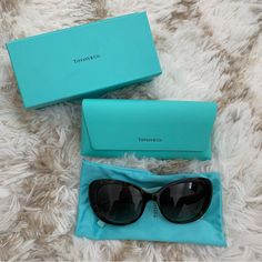 New Tiffany Sunglasses Comes With The Case And A Bag Cloth Elegant Travel Sunglasses With Mirrored Lenses, Elegant Mirrored Sunglasses For Travel, Luxury Sunglasses With Uv Protection For Travel, Luxury Cat Eye Sunglasses For Beach, Luxury Polarized Sunglasses For Travel, Luxury Polarized Travel Sunglasses, Elegant Glass Sunglasses For Travel, Tiffany Sunglasses, Transparent Sunglasses