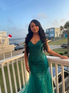 Prom Dresses For Darker Skin Tones, Emrold Green Prom Dress, Green Dresses Black Women, Jade Green Dress Prom, Emerald Prom Dress Mermaid, Green Hoco Dress Black Women, Green Emerald Dress Prom, Emerald Green Dress Black Woman, Emerland Green Prom Dresses