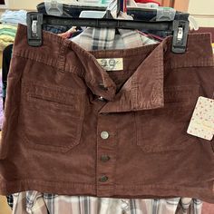 This Free People Corduroy Skirt Of Perfect For Fall! New With Tags Splendour In The Grass, Black Skort, Pink Mini Skirt, Velvet Mini Skirt, Bandage Skirt, Suede Mini Skirt, Jean Mini Skirts, Destroyed Denim, Free People Skirt