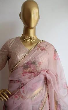 Floral Organza Saree, Linen Dupatta, Light Dusty Pink, Label Kanupriya, Sarees For Girls, Printed Organza, Simple Saree Designs, Floral Saree, Surbhi Chandna