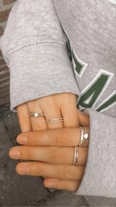 Ring Looks Multiple, Good And Silver Rings Together, Silver Ring Stack Dainty, Rings Inspiration Silver, Prom Jewelry Rings, Styling Rings Silver, Minimalist Rings Stacking Silver, Rings Arrangement On Hand, Basic Silver Jewelry