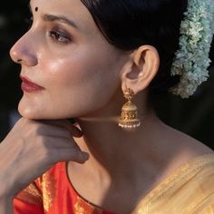 Leela Antique Earrings Olivia Palermo Makeup, Ancient Artwork, Buy Earrings Online, Jhumka Designs, Temple Jewelry, South Indian Jewelry, Buy Earrings, Indian Jewellery Design, Custom Earrings