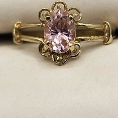 Size 6 Vintage Oval Pink Sapphire Ring Set In 10k. Vintage Gold Rings Victorian, Vintage Amethyst Ring, Antique Rings Victorian, Victorian Style Rings, Pink Wedding Rings, Amethyst Ring Vintage, Vintage Gold Engagement Rings, Rose Gold Engagement Ring Vintage, Vintage Gold Rings