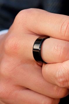 Black Wedding Rings For Men, Ring Tattoo Designs, خواتم خطوبة, Tattoo Wedding Rings, Hammered Wedding Bands, Wedding Rings For Men, Signet Rings Women, Mens Gold Wedding Band, Mens Wedding Bands Tungsten