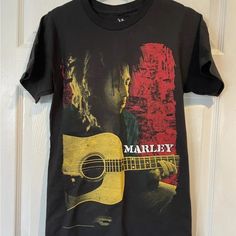 New Mens Bob Marley Black Tshirt Size Small Bob Marley Tshirt Outfit Woman, Bob Marley Lion, Bob Marley Sweater, Bob Marley Graphic, Bob Marley T Shirt, Retro Bob, Bob Marley Uprising, Bob Marley Shirts, Bob Marley T Shirts