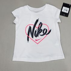 Nwt Bin A.Rn S Sporty White T-shirt For Playwear, Nike White Tops For Summer, Sporty T-shirt For Spring Playwear, Sporty T-shirt For Playwear In Spring, Sporty Spring T-shirt For Playwear, White Nike Tops For Spring, Cute Nike Summer Tops, Cute Nike Tops For Summer, White Logo Print Shirt For Spring