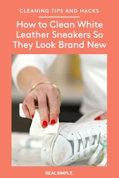 How To Clean Leather Sneakers, Cleaning White Sneakers Diy, White Sneaker Cleaner Diy, How To Clean Adidas Shoes, Clean White Leather Sneakers, How To Clean White Tennis Shoes By Hand, Cleaning White Leather Sneakers, How To Clean White Leather Shoes, Cleaning Sneakers Diy