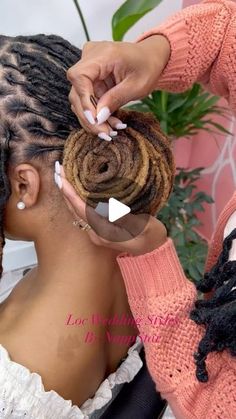 Dreads Styles For Wedding, Dreadlocks Hairstyles For Wedding, Loc Hairstyles For Bridesmaids, Locs Hairstyles For Weddings, Soft Locs Wedding Hairstyles, Bride Hairstyles With Locs, Wedding Hair Dreads Black Women, Dreadlock Wedding Styles