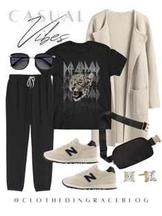 Winter Casual Outfits 2024, Cozy Airport Outfit Winter, Airport Outfit Black Women, Bali Wardrobe, Instagram Recreate, Cute All Black Outfits, Vetements Shoes, Closet Revamp, Airplane Outfits