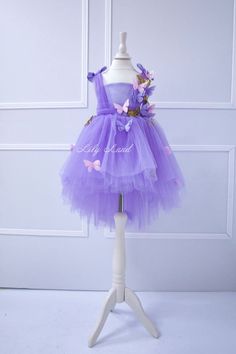 Lavender Baby Dress With 3D Gold Butterflies Flower Girl - Etsy Lavender Flower Dress, Baby Purple Dress, Flower Girl Wedding Dress, Girl Wedding Dress, Light Purple Dress, Baby Purple, Wedding Dress Tulle, Flower Girl Wedding, Tulle Top