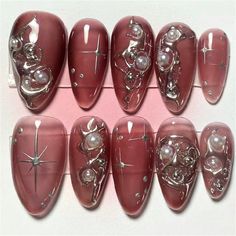 Press On Nails Tips, Nails Butterfly, Manicure Tips, Fake Nails With Glue, Almond Nail, New Nail Art, Nail Forms, Nail Length, Silver Bow