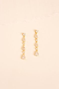 Kensington Earring – Jay Kay Braids and Bridal Jay Kay, Celebrity Bride, Minimalist Bride, Dangle Earrings Wedding, Wedding Earrings Drop, Prom Earrings, Bride Earrings, Drop Earring, Modern Earrings