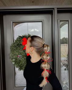 Girly Hairstyles, Sport Hair, Ribbon Hairstyle, Christmas Hairstyles, Hair Stylies, Work Hairstyles, Christmas Hair, Holiday Hairstyles