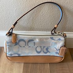 Vintage 2000’s Y2k Coach Pastel Blue Signature Monogram Demi Shoulder Bag Coach Vintage Bag, Blue Y2k, Vintage Coach Bags, Bags Vintage, Pretty Bags, Vintage Bag, Vintage Coach, Bag Organization, Vintage Bags