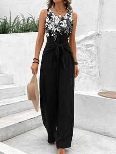 Buy Inexpensive Jumpsuits at Zolucky online store, SPU: 294XJU5E8133, Color: Black, Neckline:V neck, Silhouette:H-Line. Summer Jumpsuit Casual, Tank Jumpsuit, Jumpsuits Women, Brunch With Friends, Long Tank, Fashion Catalogue, Mens Casual Dress, Casual Blouse, Dress Styles