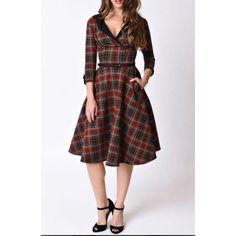 Unique Vintage Green/Red Plaid Swing Dress With Collar. Size Sm/4, See Photos For Measurements. Please Note That The Black Belt Is No Longer Present, You Will Have To Provide Your Own Or Wear Without. There Is Also A Small Flaw On The Skirt Hem Where It Has Not Been Sewn. You Can Throw A Couple Of Stitches On It Or Just Leave As It. Please See Photos For More Information. Vintage Lined Plaid Dress, Vintage Plaid Dress Retro, Retro Plaid Fitted Vintage Dress, 1950s Plaid Summer Dresses, Dresses 1950s Style, Vintage Plaid A-line Dress, Unique Vintage Dresses, Kimono Wrap Dress, Balloon Dress