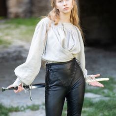 Medieval Shirt, Body Types Women, Fest Outfits, Linen Shirts Women, Black Leather Pants, Medieval Clothing, Linen White, Feminine Fashion, Armani Prive