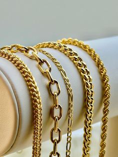 18k Gold Rope bracelet, 7.5 inches ,3.30mm 18k Gold Figaro bracelet, 8" inches , 1.5mm 14k Gold Franco bracelet, 7.5 inches , 3.20mm 14k Gold Curb Chain bracelet, 7.5 inches ,6.47 gr , 5mm 14k Gold Cable Chain bracelet, 7.5  inches , 5mm Please let me know if you want to customize the size . Premium lobster clasp Hook for added safety! Priced to sell! Compare our prices to other similar sellers! Arrives in a GIFT BOX and includes FREE SHIPPING within the USA and Canada. International shipping is Franco Bracelet, Gold Rope Bracelet, Real Gold Bracelet, Figaro Bracelet, Real Gold Chains, Curb Bracelet, Gold Curb Chain, Curb Chain Bracelet, Bracelet For Her