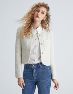 Emilie Tweed Jacket – Urban Revivo White Chanel Jacket, White Tweed Jacket Outfit, Tweed Coat Outfit, Style Tweed Jacket, Celine Jacket, Tweed Jacket Style, Tweed Jacket Outfit, White Tweed Jacket, Business Shorts