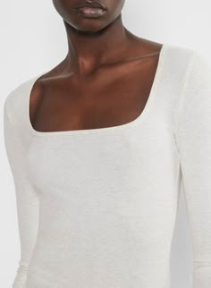 LUXE LOUNGE DEN LONGSLEEVE | Aritzia Bday Wishlist Ideas, Aritzia Aesthetic, Spring School Outfits, Aritzia Long Sleeve, Longsleeves Outfit, White Tank Top Outfit, Aritzia Outfit, Chilly Outfits, Aritzia Style