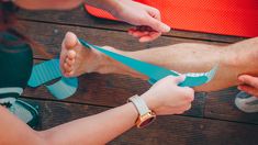 How To Wrap Shin Splints, How To Kt Tape Shin Splints, Kt Tape Shin Splints Anterior, Shin Splint Taping, Taping For Shin Splints