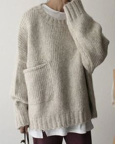 Simple solid color sweater 2023 F/W 23BF Pullovers Spring Beige Knit Sweater Solid Color, Cozy Solid Color Sweater For Layering, Cozy Layering Sweater In Solid Color, Oversized Solid Color Sweater For Fall, Oversized Solid Color Crew Neck Sweater, Oversized Beige Crew Neck Sweater, Apricot Sweater, Simple Sweaters, Oversize Pullover