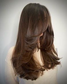 Butterfly Hairstyle, Long Hair With Layers, Blonde Layered Hair, Butterfly Cut, Hair Tint, Straight Hair Cuts, Hair Inspiration Long, Haircut Inspo