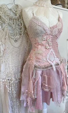 Pink Boho Wedding Dress Fairy Tale Colors,bridal Gown for Faries,elven Wedding Dress Rustic,bohemian Wedding - Etsy Fairy Art Inspiration, Victorian Fairy Dress, Fairy Lace Dress, Fairy Pink Outfit, Whimsical Fairy Dress, Aesthetic Fairy Outfits, Stiff Fabric Dress, Fairy Fits Aesthetic, Pink Fairy Outfit Aesthetic