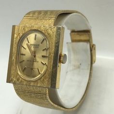 "Rare Beautiful Manius 17 Rubis Antimagnetic Gold Vermeil mechanical Watch Marked Swiss Made on face, Band is marked \"made in Italy\" on clasp. Separate second hand on bottom. Beautiful watch. I could find no other one like it. Condition: Good vintage condition (See Photos) Some of the gold plating is rubbed off slightly on the inside of the band Adjustable Band The mechanism is winding, mechanical, 17 Rubis. I believe that most of the watch is made from silver with gold plate (Vermeil) It is n Antique Gold Watch For Collectors, Antique Gold Analog Watches, Victorian Gold Self-winding Watch, Antique Yellow Gold Self-winding Watch, Luxury Antique Self-winding Watch, Vintage Soviet, Swiss Made, Mechanical Watch, Wristwatch Men