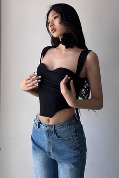 Item Type: TopsMaterial: 85% Cotton. 10% Polyester. 5% SpandexPattern: PlainNeckline: Square NeckSleeve Length: SleevelessColor: Black. WhiteSize: XS. S. M Chic Sleeveless Top With Built-in Bra, Fitted Black Tank Top With Built-in Bra, Black Summer Tops With Built-in Bra, Black Tops With Built-in Bra For Club, Black Sleeveless Corset With Built-in Bra, Chic Sleeveless Corset With Built-in Bra, Sleeveless Stretch Corset For Party, Chic Stretch Sleeveless Crop Top, Sleeveless Fitted Crop Top For Party