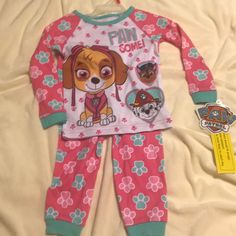 Paw Patrol Pj Set Girls Pajamas, Kids Pajamas, Pj Sets, Pajama Sets, Paw Patrol, Nickelodeon, Green Pink, Pajama Set, Pink And Green