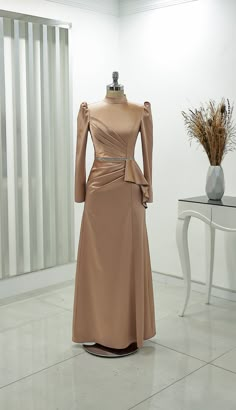 Elegant Formal Maxi Dress For Eid, Elegant Floor-length Dress For Eid, Elegant Eid Maxi Dress, Elegant Long Dresses For Eid, Elegant Fitted Festive Abaya, Elegant Fitted Abaya For Festive Occasions, Elegant Fitted Abaya For Festive Season, Festive Elegant Fitted Abaya, Elegant Long Sleeve Maxi Dress For Eid