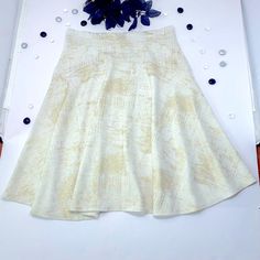 This Super-Soft, Flared Mini Skirt Features A High-Waisted, Skater Skirt Design, With A White And Gold Foil Print That Is Perfect For Day To Night And Dressing Up Any Outfit. Unlined, With Some Stretch. Style Many Ways. Exellent Condition, New And Never Worn. Fits Adults, One Size. Shown On Usa Size 8 Dress Form. Hand-Wash, Air-Dry Recommended. Sustainable Shipping, Plus Gift-Wrapping Available By Request. Ready To Ship. Features Super Soft, Flared Style. High-Waisted, Light Stretch. White And G Fitted A-line Skort, Fitted A-line Pleated Mini Skirt, Fitted A-line Maxi Skirt For Spring, White Relaxed A-line Skirt, White Fitted A-line Bottoms, Beige Stretch Flared Skirt, Fitted A-line Maxi Skirt With Gathered Detail, White A-line Gathered Skirt, White Fitted Flared Mini Skirt