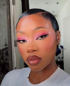 ig-uche natori   #makeup #inspo#blackgirl #blackgirlmakeup #eyeshadow #uchenatori #beauty #pink Uche Natori, Glamour Makeup Looks, Summer Makeup Trends, Makeup Order, Makeup Hacks Tutorials, Fall Makeup Looks