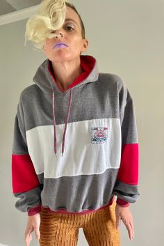 Super soft inside and out, perfectly worn Spaulding sweatshirt Weird Vintage, Vintage Hoodie, Vintage Hoodies, Hoodie Pullover, Carbon Footprint, Pullover Sweatshirt, Hoodie Sweatshirt, Pullover Hoodie, Color Blocking