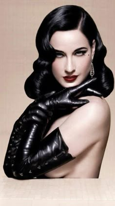 Dita Von Teese Burlesque, Dita Von Teese Style, Idda Van Munster, Dita Von Tease, Pin Up Photography, Outfit Vintage, Dita Von, Dita Von Teese, Old Hollywood Glamour