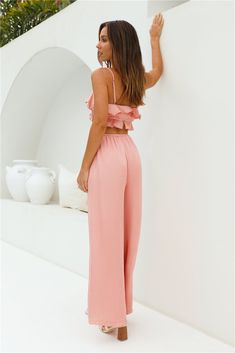 Spring Trends Outfits, Summer Holiday Outfits, Orange Pants, Satin Crop Top, Cotton Long Dress, Sweetheart Prom Dress, Loose Trousers, Satin Pants, Sequin Prom Dresses